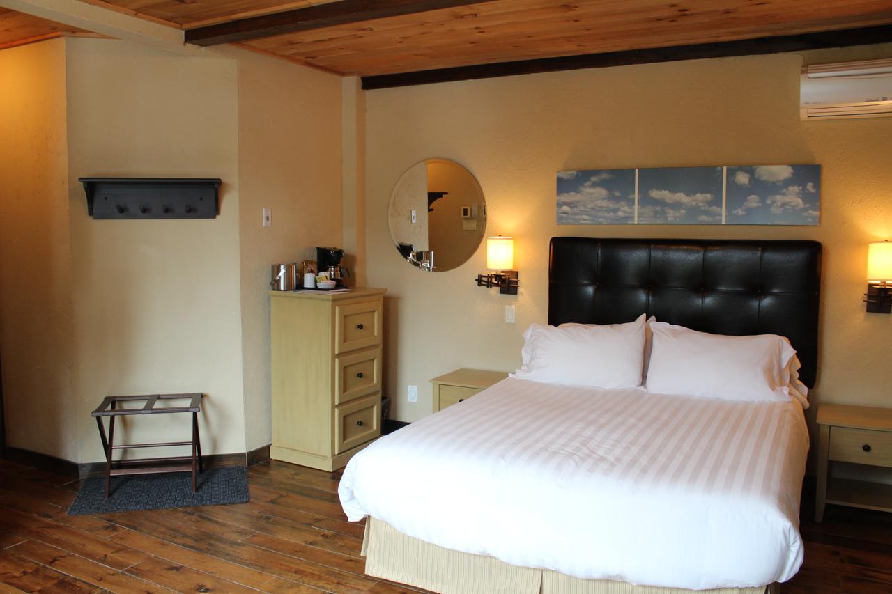Les Condos Du Lac Taureau- Rooms & Condos Saint-Michel المظهر الخارجي الصورة